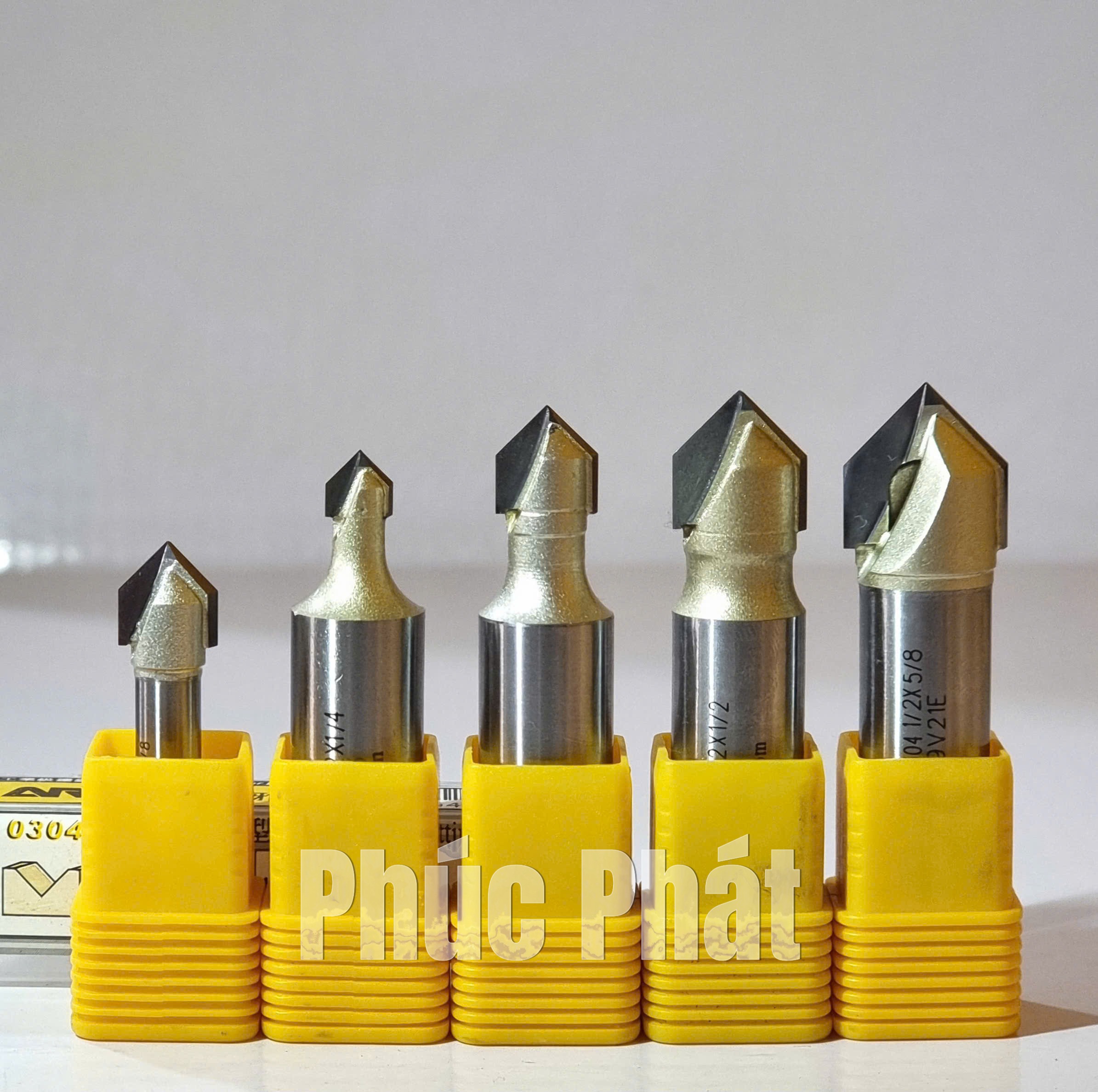 Mũi dao cắt vát , đánh rãnh V 90 độ Arden 0304