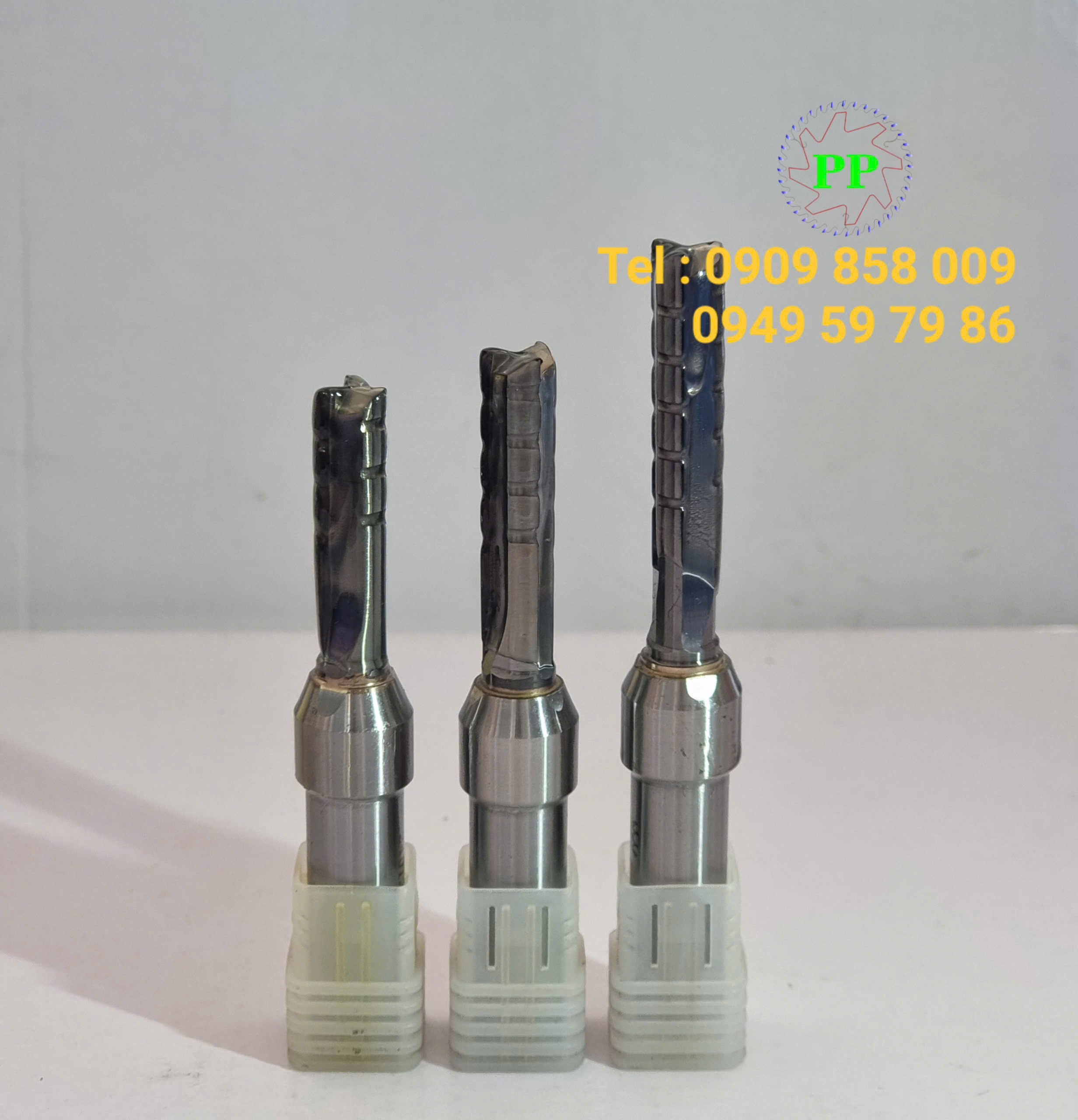 Dao router TCT-R thẳng 3 me có khía cốt 1/2 đường kính 9mm